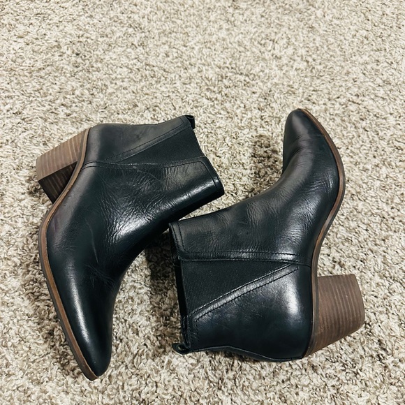 COPY - Lucky Brand ankle boots - Picture 3 of 7